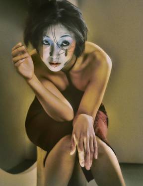 Modern Weekly China / Sakura Ando