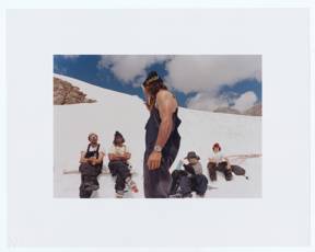Hard Pack / Manon Loschi