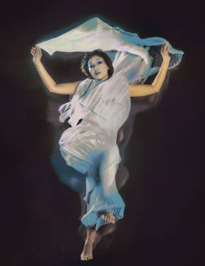 Modern Weekly China / Sakura Ando