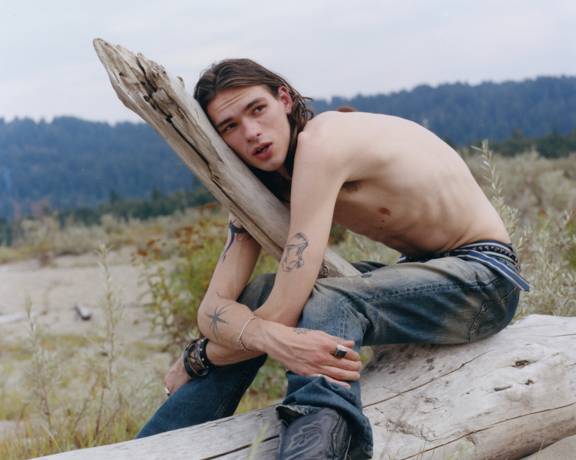 Angalis Field, Personal, Oregon